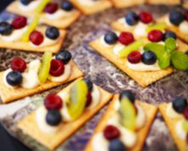 ī���� Canape