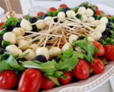 ī������ ������ Caprese skewers
